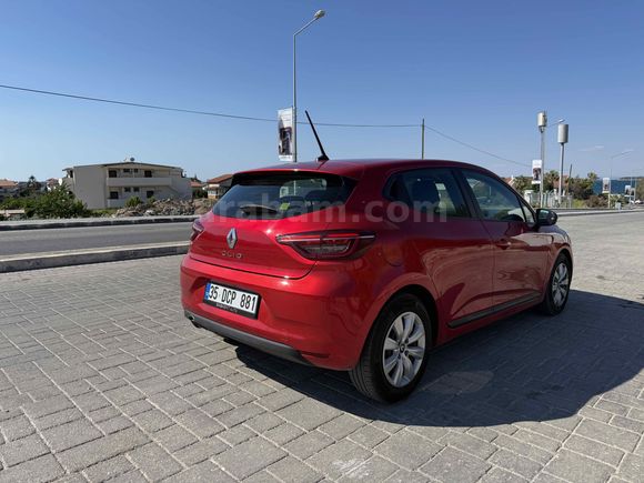 Sahibinden Renault Clio 1.0 SCe Joy 2023 Model İzmir