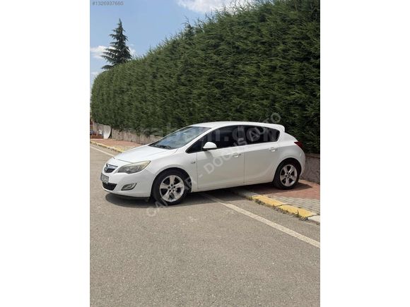 Hatasız ayarında tamirciden satılık Opel