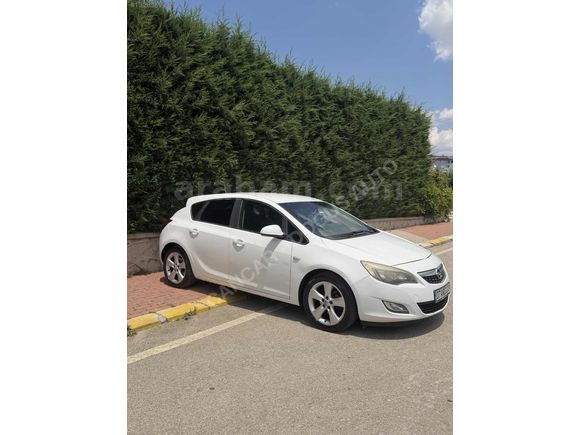 Hatasız ayarında tamirciden satılık Opel