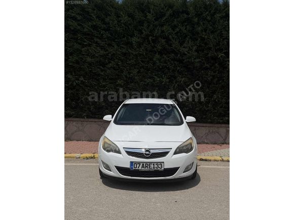 Hatasız ayarında tamirciden satılık Opel
