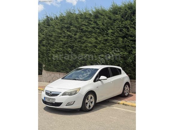 Hatasız ayarında tamirciden satılık Opel