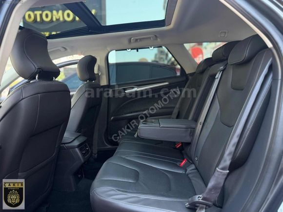 146 BİNDE 2015 MONDEO TİTANİUM TR DE TEK TAM DOLU ORJİNAL !!