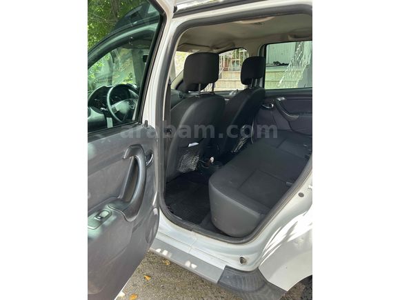 Sahibinden Dacia Duster 1.5 dCi Laureate 2015 Model 
