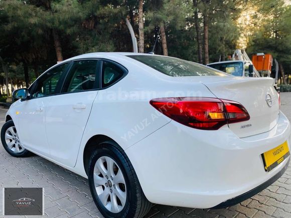 YAVUZ AUTO'DAN 2015 MODEL OPEL ASTRA TERTEMİZ ECCO FLEX