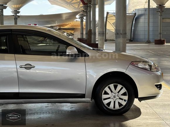 2010 RENAULT FLUANCE 1.6 EXPRESSİON 220 BİN KM'DE 105 HP ! !