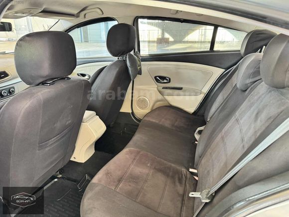 2010 RENAULT FLUANCE 1.6 EXPRESSİON 220 BİN KM'DE 105 HP ! !