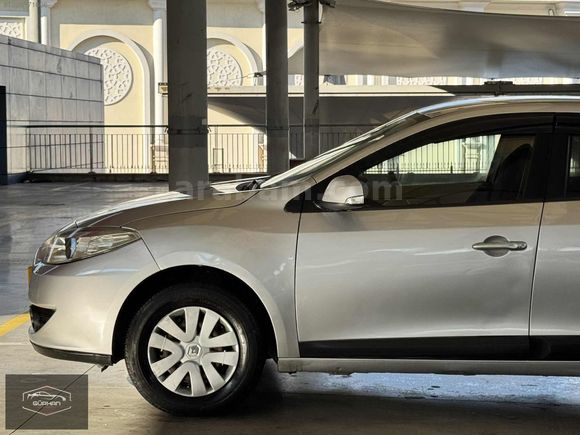 2010 RENAULT FLUANCE 1.6 EXPRESSİON 220 BİN KM'DE 105 HP ! !