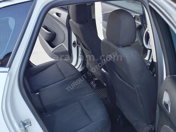 2018 MODEL OTOMOTİK 1.6 DİZEL DESİGN PAKET TEMİZ VE BAKİMLİ