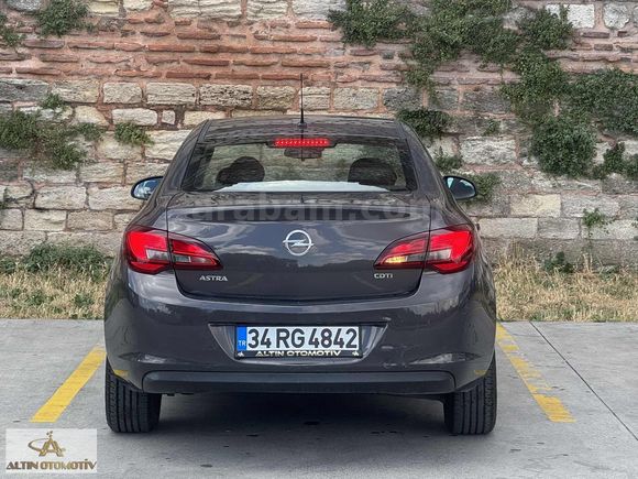 2017 ÇIKIŞLI 1.6 DİZEL OTOMATİK VİTES OPEL ASTRA DESING