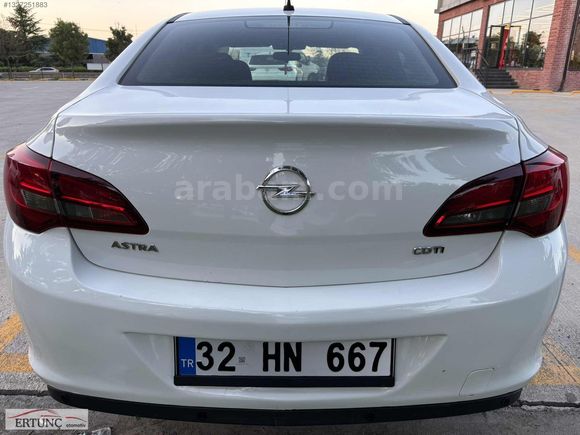 2017 DİZEL OTOMATİK BEYAZ GÜVERCİN