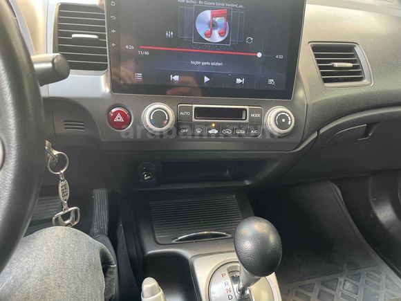 Sahibinden Honda Civic 1.6i VTEC Elegance 2011 Model 