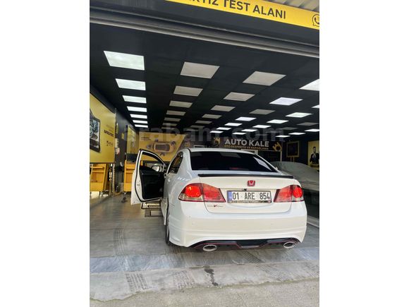 Sahibinden Honda Civic 1.6i VTEC Elegance 2011 Model 
