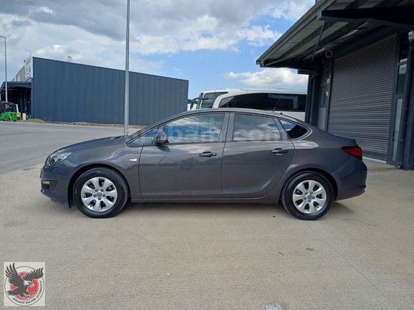 2016 DESİGN PAKET DİZEL OTOMATİK 138 bin km'de