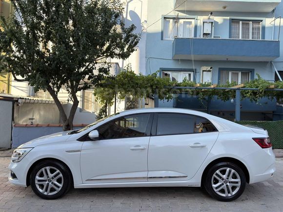 2020 HATASIZ MEGANE 4 1.3 TCE 61 BİN KM