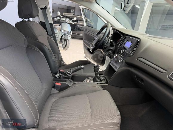 2021-MEGANE_1.3 TCE-JOY_140 HP-MANUEL_STEPNELİ-82.500KMDE