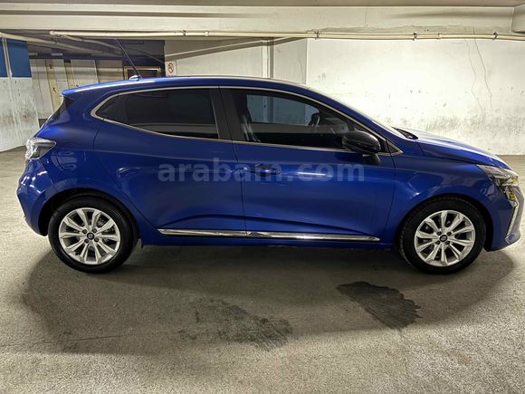 Sahibinden Renault Clio 1.0 TCe Evolution 2023 Model  