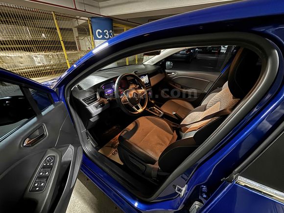 Sahibinden Renault Clio 1.0 TCe Evolution 2023 Model  