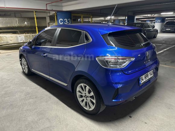 Sahibinden Renault Clio 1.0 TCe Evolution 2023 Model  