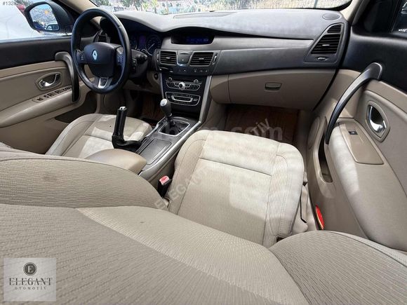2012/RENAULT LATİTUDE/1.5 DCI/DEĞİŞENSİZ/PRIVILEGE/KAZASIZ