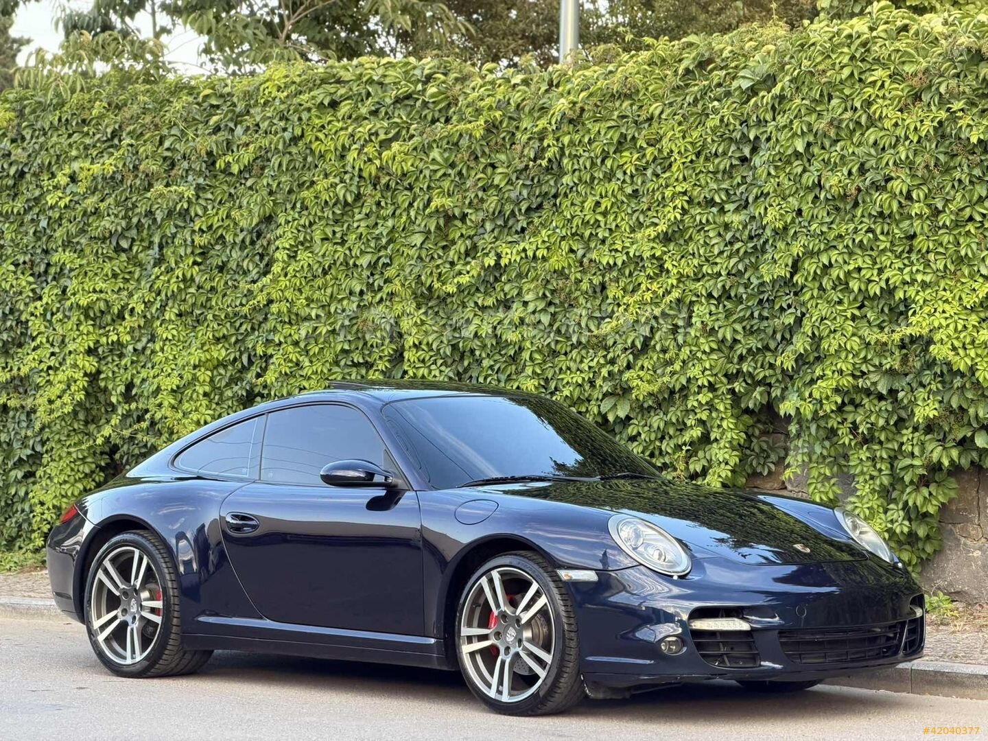 Galeriden Porsche 911 Carrera 4 2006 Model İstanbul 116.000 km Lacivert 5