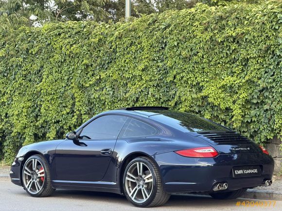 EMR I PORSCHE 911 CARRERA 4