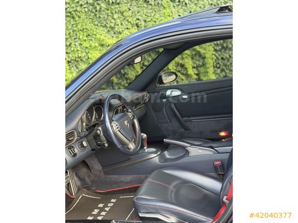 EMR I PORSCHE 911 CARRERA 4