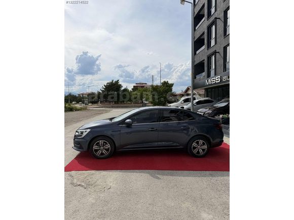 MİSS AUTO DAN DÜŞÜK KM MEGANE