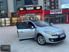 BÖRÜ AUTO'DAN HATASIZ AYARINDA MEGANE 3