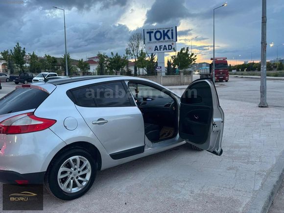 BÖRÜ AUTO'DAN HATASIZ AYARINDA MEGANE 3
