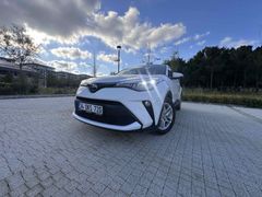 Sahibinden Toyota C-HR 1.2 Turbo Flame 2020 Model  60.000 km Beyaz