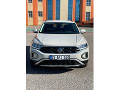 Sahibinden Volkswagen T-Roc 1.5 TSI Life 2024 Model Erzurum 27.500 km Bej
