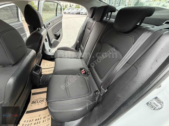 2019 MODEL 49.000 KMDE TERTEMİZ 1.SINIF MEGANE 4 1.5DCİ TOUCH