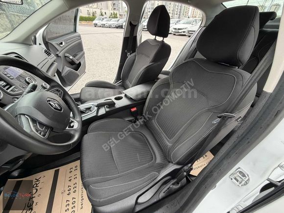 2019 MODEL 49.000 KMDE TERTEMİZ 1.SINIF MEGANE 4 1.5DCİ TOUCH