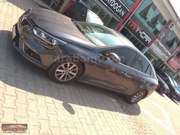 DİZEL OTOMATİK MEGANE. 4