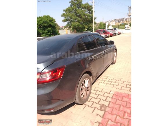 DİZEL OTOMATİK MEGANE. 4