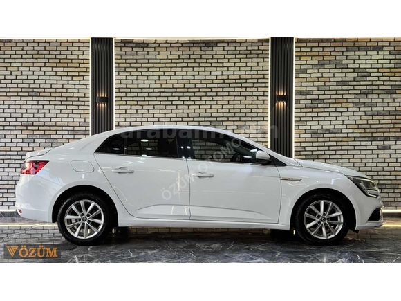 RENAULT MEGANE 1.5 DCİ TOUCH EDC DİZEL OTOMATİK