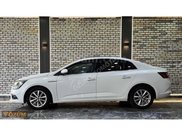RENAULT MEGANE 1.5 DCİ TOUCH EDC DİZEL OTOMATİK