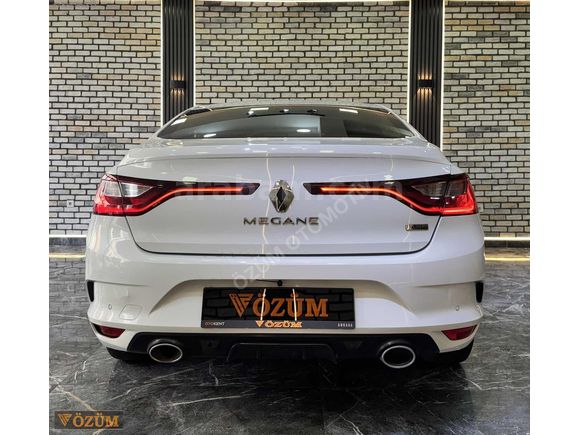 RENAULT MEGANE 1.5 DCİ TOUCH EDC DİZEL OTOMATİK