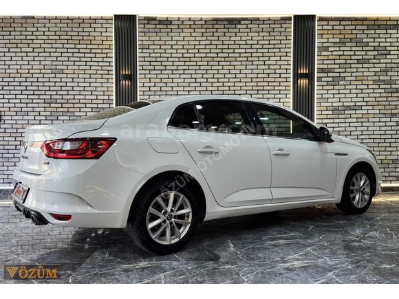 RENAULT MEGANE 1.5 DCİ TOUCH EDC DİZEL OTOMATİK