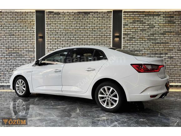 RENAULT MEGANE 1.5 DCİ TOUCH EDC DİZEL OTOMATİK