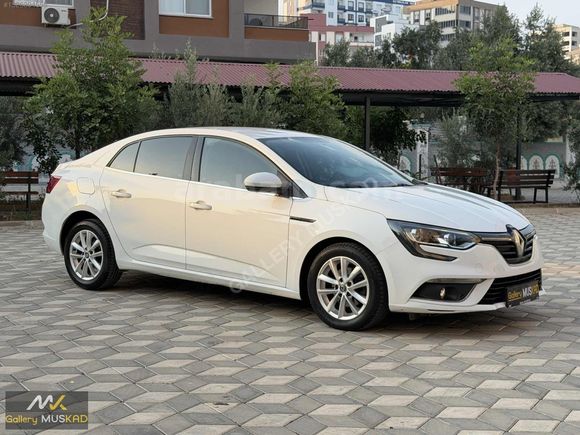 Gallery MUSKAD'tan Hatasız / Boyasız / Megane 4