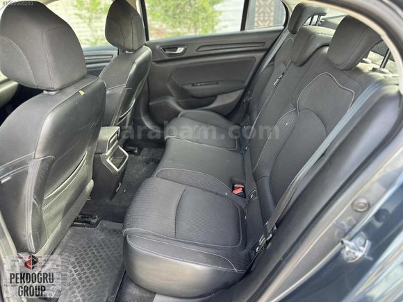 PEKDOĞRU GROUP - RENAULT MEGANE 1.5 DCİ TOUCH OTOMATİK