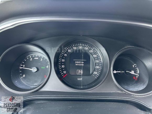PEKDOĞRU GROUP - RENAULT MEGANE 1.5 DCİ TOUCH OTOMATİK