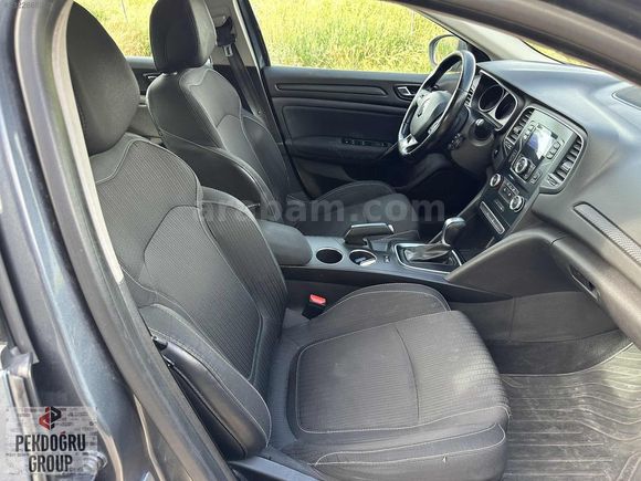 PEKDOĞRU GROUP - RENAULT MEGANE 1.5 DCİ TOUCH OTOMATİK