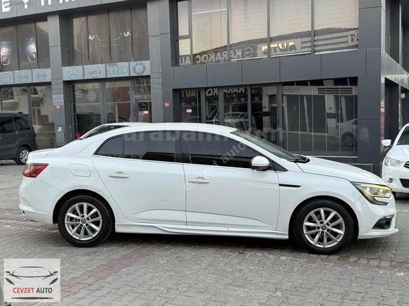 MEGANE SEDAN 1.5DCI TOUCH EDC