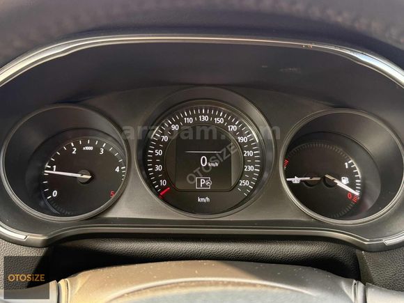 OTOSİZE'DEN 2018 RENAULT MEGANE 1.5 DCİ TOUCH EDC FULL BAKIMLI