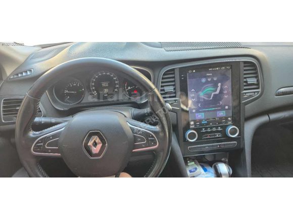 2016 RENAULT MEGANE 4 TOUCH OTOMATİK DEĞİŞENSİZ AİLE ARACI