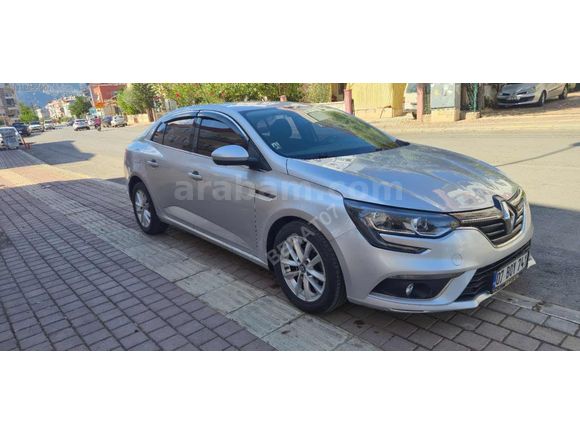 2016 RENAULT MEGANE 4 TOUCH OTOMATİK DEĞİŞENSİZ AİLE ARACI
