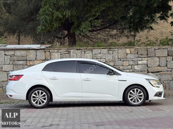 EMSALSİZ TEMİZLİKTE DEĞİŞENSİZ MEGANE4