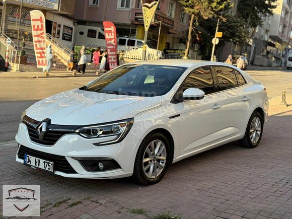 Megane Sedan 1.5 DCI Touch EDC